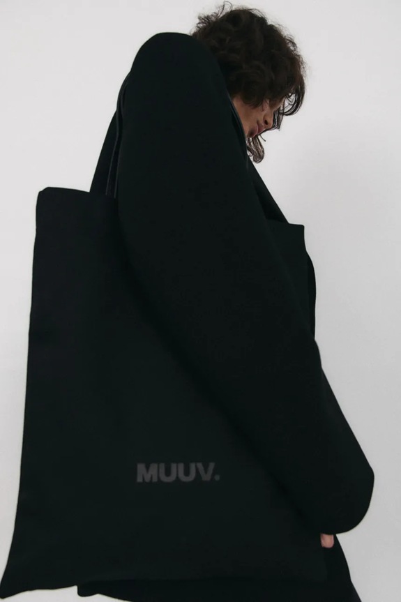 MUUV. pamut táska ICONE torba.shopper.ICONE fekete