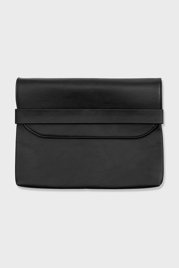 Torba MUUV. imitacija zrnate kože crna torba.UN.PEU