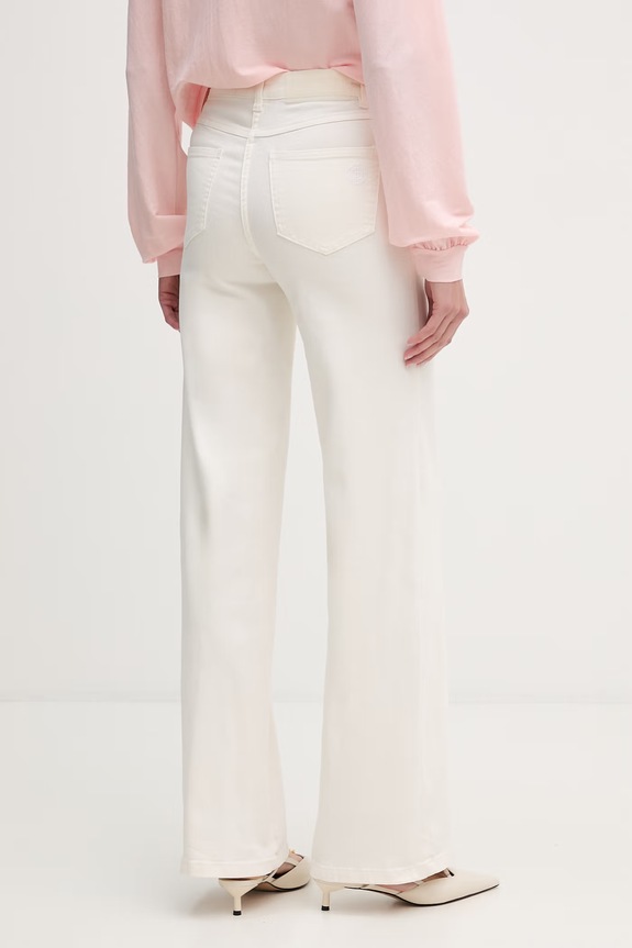 Abbigliamento Silvian Heach jeans SAMI GPP26144JE beige