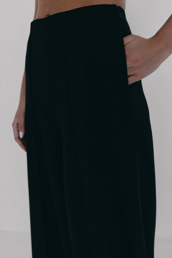 Muuv. spodnie wide leg damskie JOIA spodnie.wys.stan.JOIA czarny