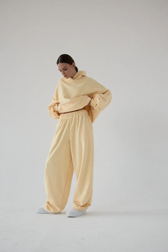 Îmbrăcăminte Muuv. pantaloni de trening pentru femei, din bumbac LE PUMP sp.dres.wys.sta.LEPUMP galben