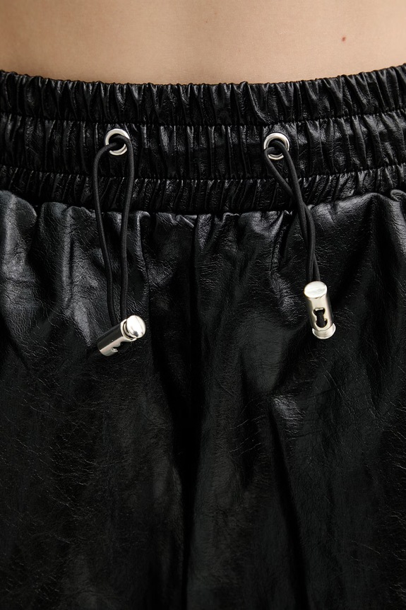 Silvian Heach pantaloni scurți VRENIN negru GPP26118SH