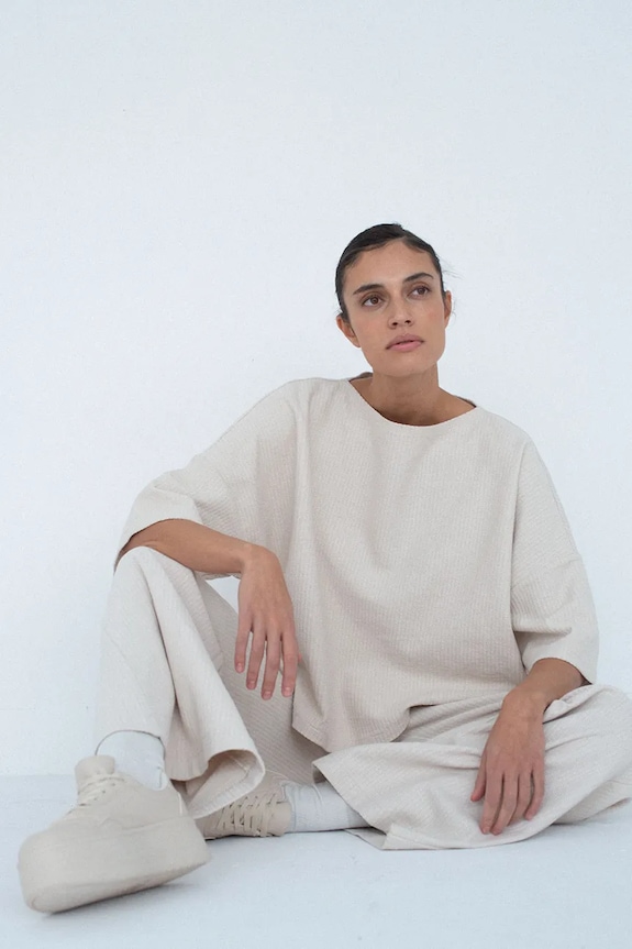 Îmbrăcăminte Muuv tricou pentru femei din bumbac MOAI longsleeve.MOAI bej