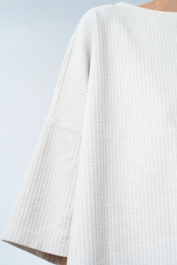 Muuv tricou pentru femei din bumbac MOAI longsleeve.MOAI bej