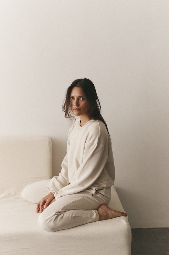MUUV. felső Subtle Cotton sima bézs bluza.crop.SUBTLE
