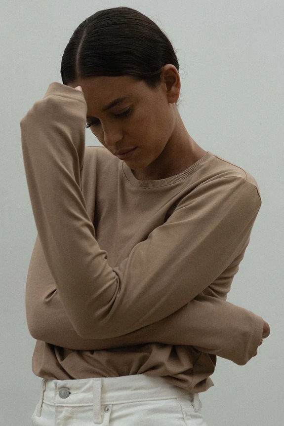 Ruházat Muuv. hosszúujjú női pamut BASIC LONGSLEEVE.BASIC bézs