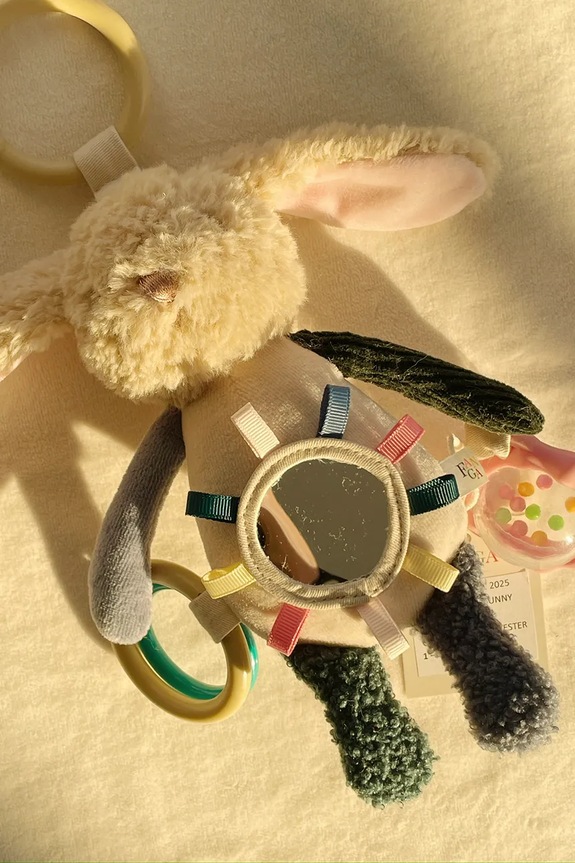 Fanga Fontana jucărie pentru activități PELUCHE BUNNY FA100012