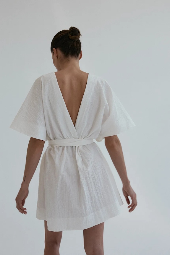 Muuv. obleka z bombažem GATINHO suk.krot.kimono.GATINHO bela ZS26