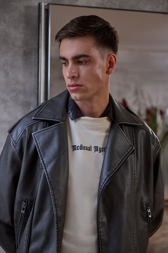 TIMELESS LAYERS