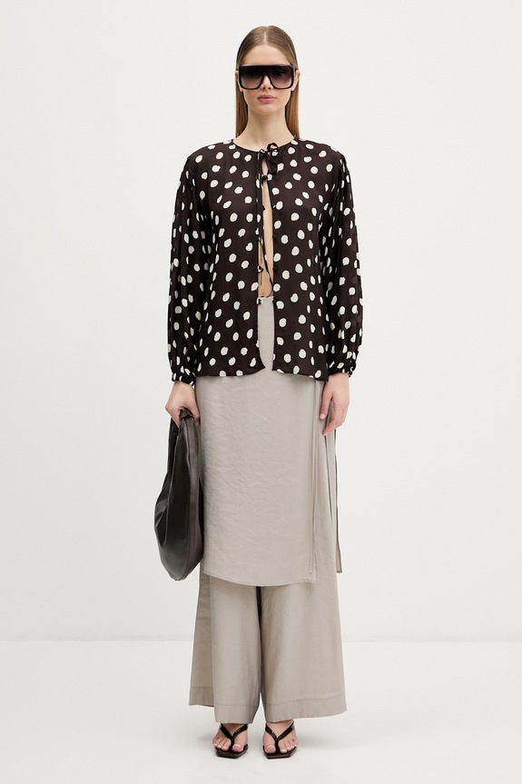 Dot Elegance