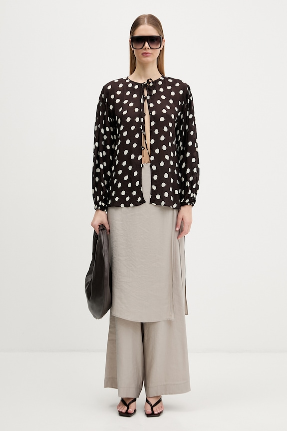 Dot Elegance
