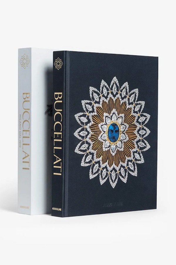 Книга Assouline .Buccellati: A Century of Timeless Beauty by Alba Cappellieri, English фото 4