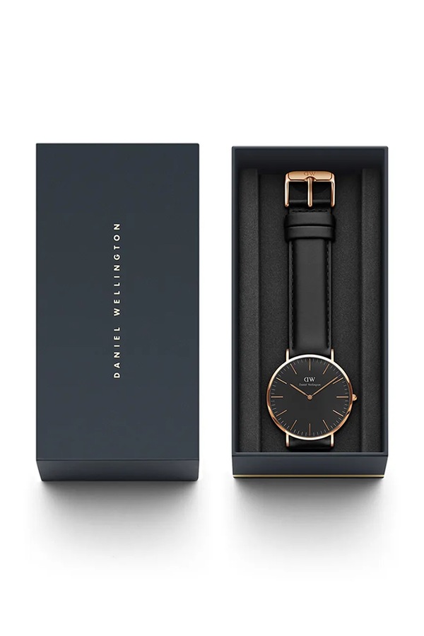 Часы Daniel Wellington цвет черный