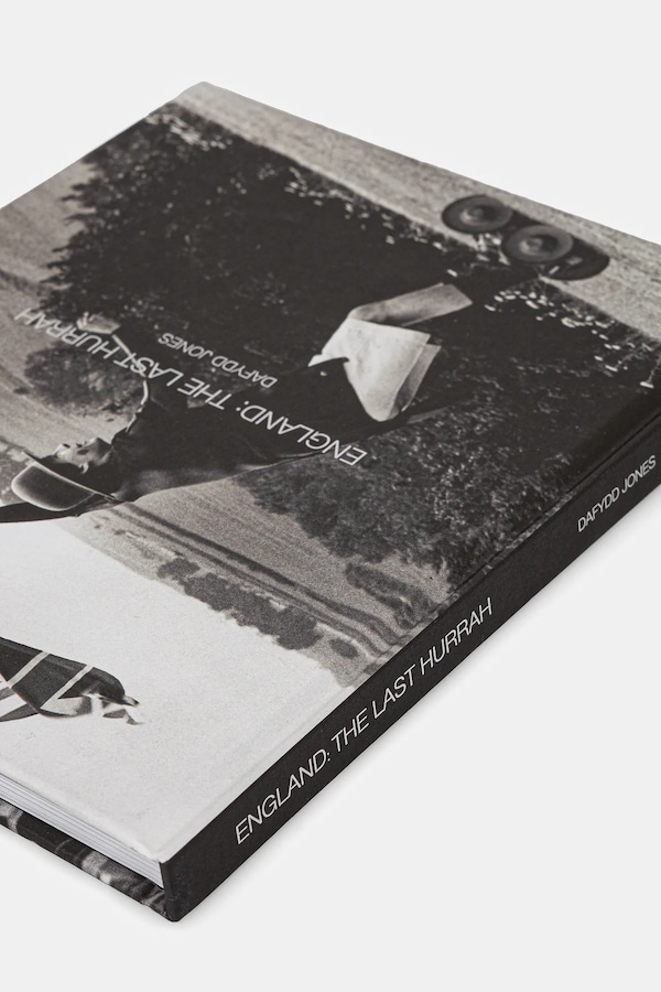 Книга ACC Art Books England: The Last Hurrah by Dafydd Jones, English фото 2
