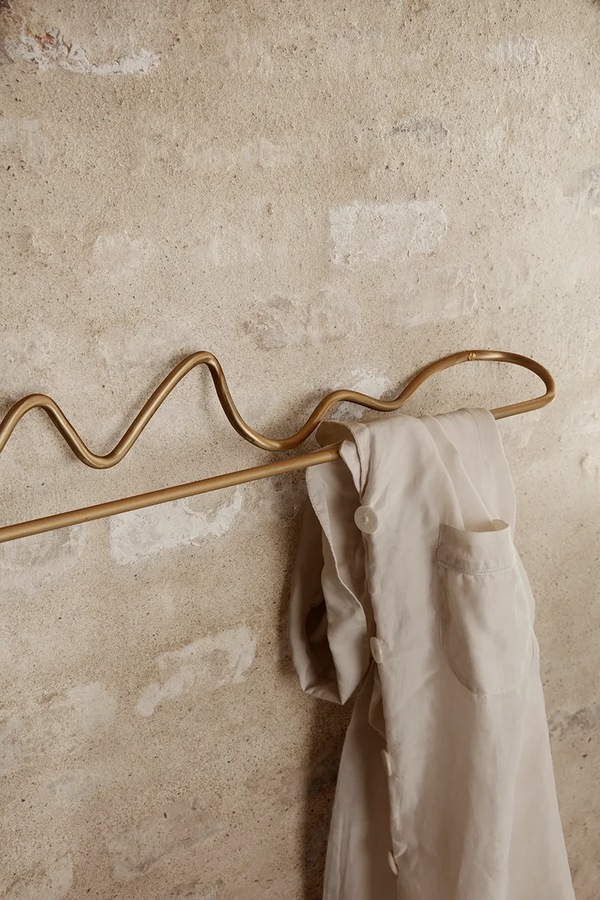 Вішалка для рушників Ferm Living Curvature колір чорний фото 2