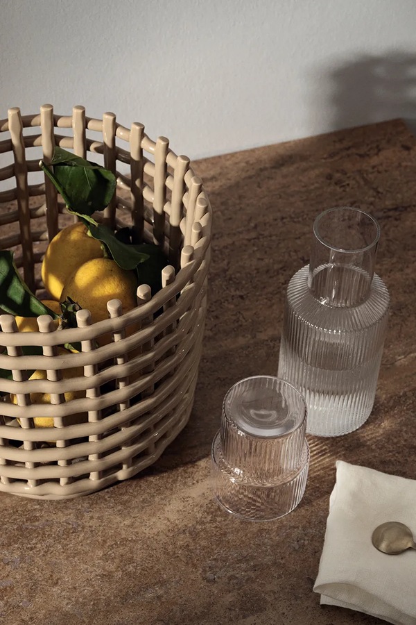 Графин зі стаканом Ferm Living Ripple Small Carafe Set 500/200 ml колір прозорий фото 2