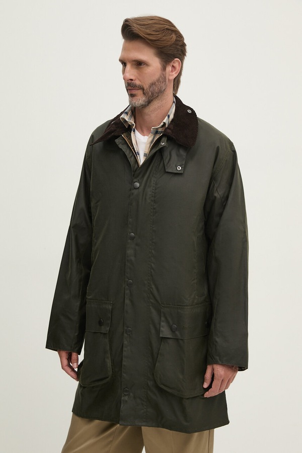 Довга куртка чоловіча бавовняна Barbour колір зелений