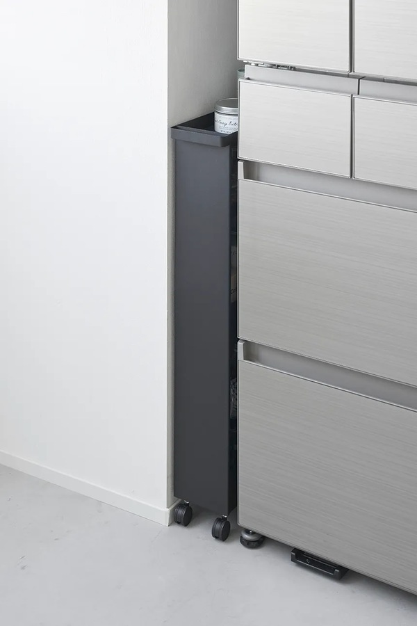 Полиця на коліщатках Yamazaki Tower Slim 13 x 48 x 80.5 cm колір чорний