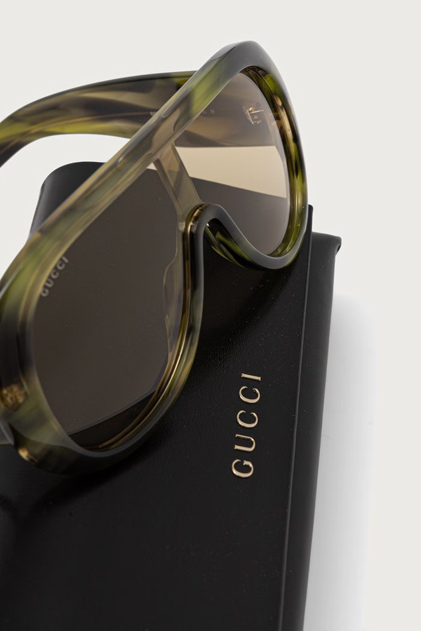 Сонцезахисні окуляри жіночі Gucci колір зелений фото 4