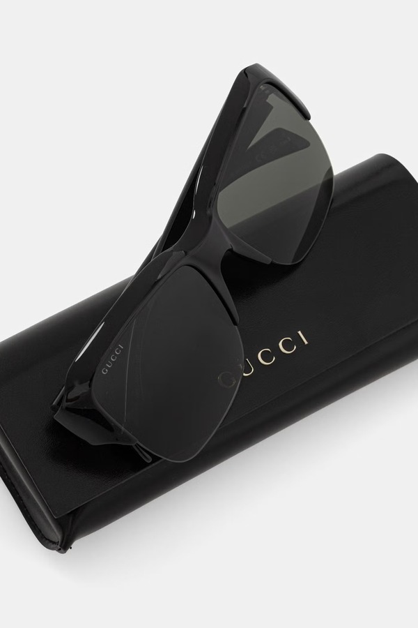 Сонцезахисні окуляри жіночі Gucci колір чорний фото 3