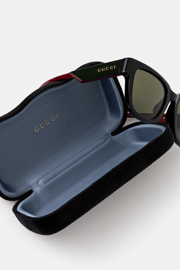 Сонцезахисні окуляри Gucci колір чорний фото 3