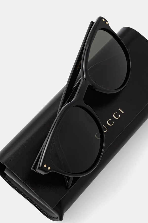 Сонцезахисні окуляри чоловічі Gucci колір чорний фото 3