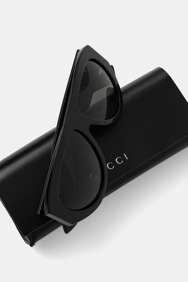 Сонцезахисні окуляри чоловічі Gucci колір чорний фото 3