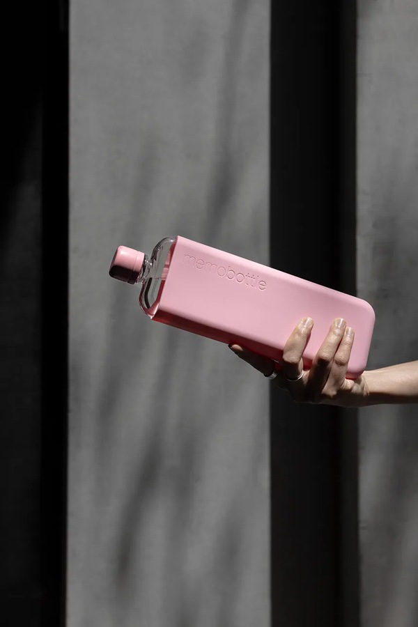 Пляшка для води memobottle Original Slim 450 ml колір рожевий фото 2