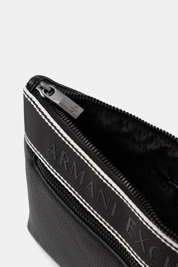 Сумка чоловіча зі штучної шкіри Armani Exchange колір чорний фото 4