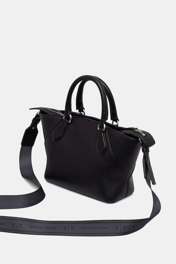 Сумка крос-боді жіноча зі штучної шкіри Armani Exchange колір чорний фото 2
