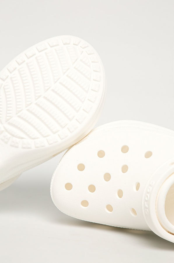 - Шльопанці Crocs Bae Clog фото 4