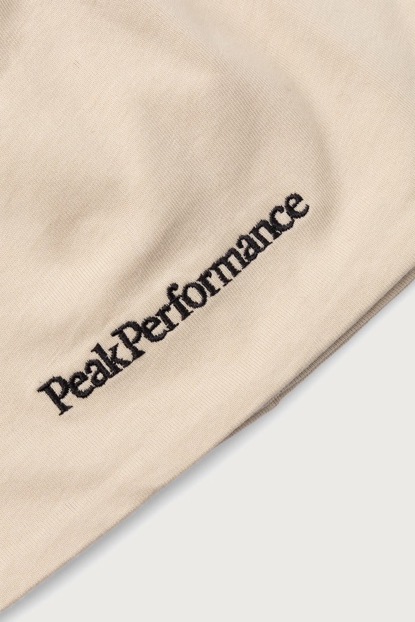 Шапка бавовняна Peak Performance Progress колір бежевий фото 3