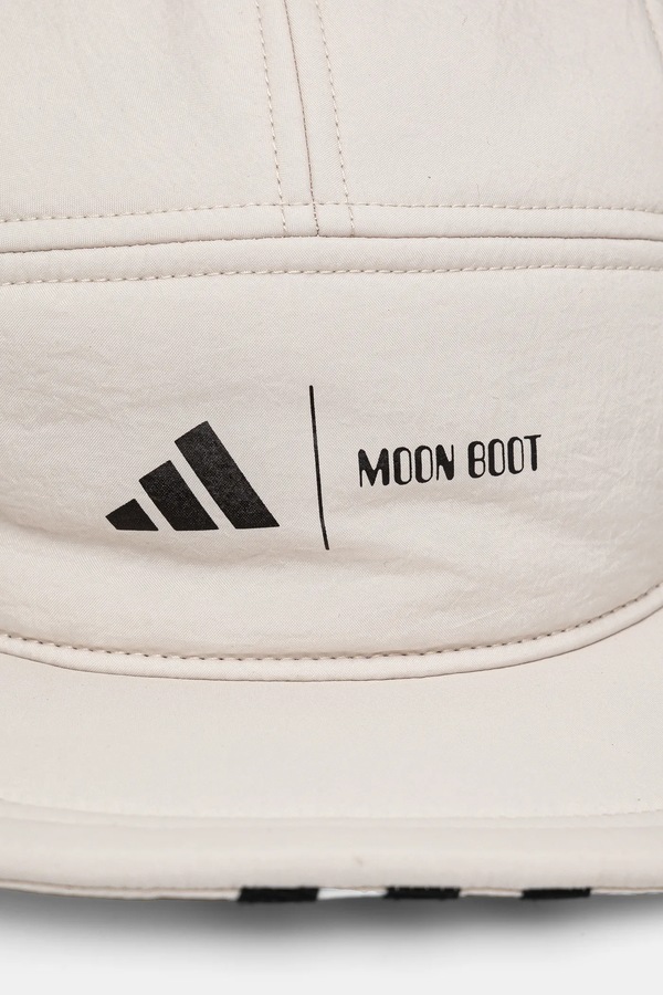 Кепка adidas x Moon Boot колір бежевий