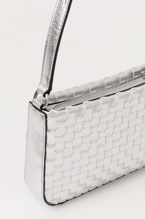 Сумочка Guess TWILLER колір срібний фото 2