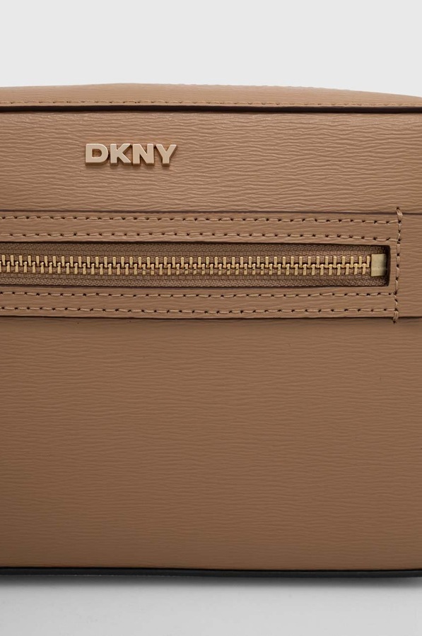 Шкіряна сумочка DKNY колір бежевий фото 4