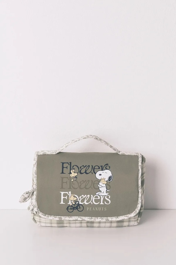 Косметичка women'secret колір зелений