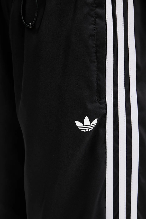 Спортивні штани adidas Originals Trackpant колір чорний фото 4