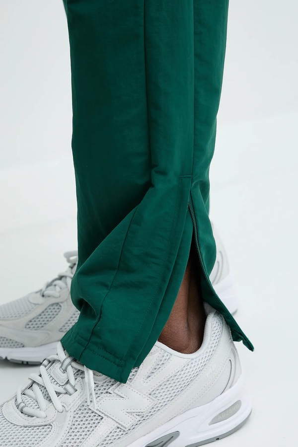 Спортивні штани adidas Originals Track Pant колір зелений фото 4