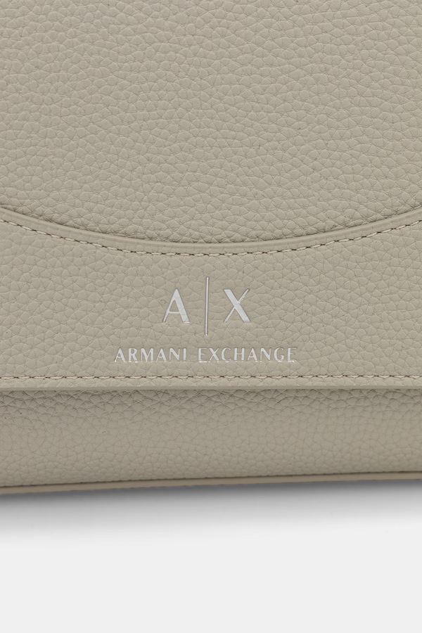 Сумка-листоноша жіноча зі штучної шкіри Armani Exchange колір бежевий фото 4