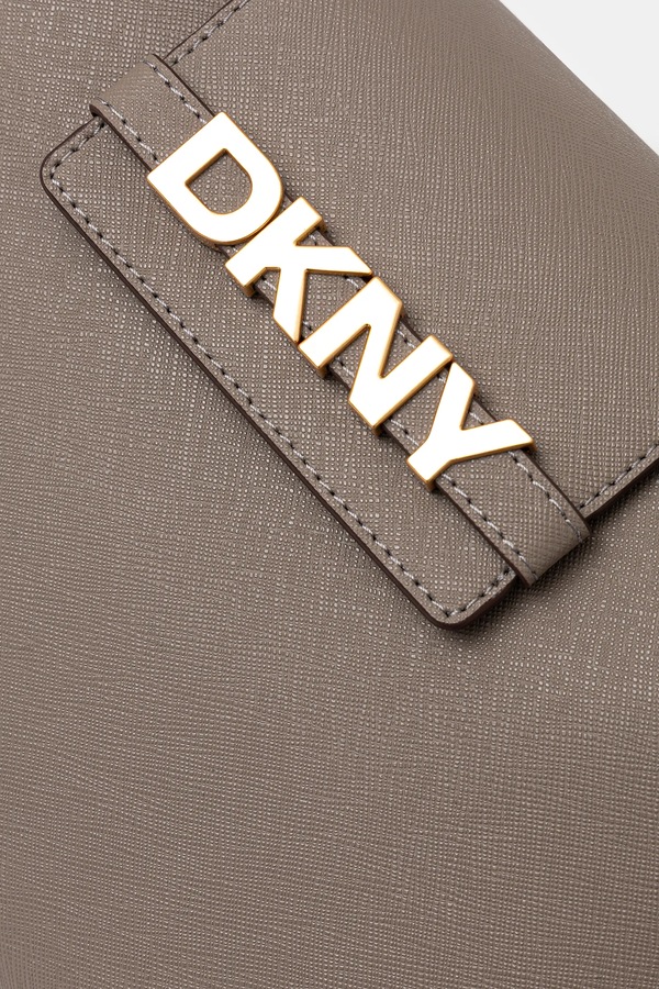 Сумочка DKNY колір бежевий фото 4