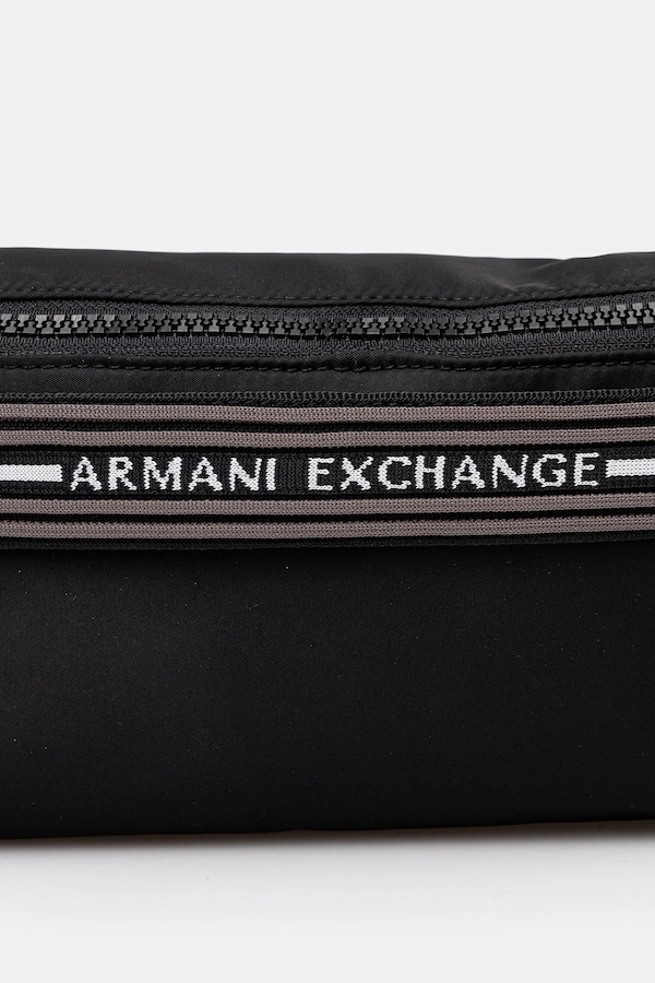 Сумка на пояс Armani Exchange колір чорний фото 4