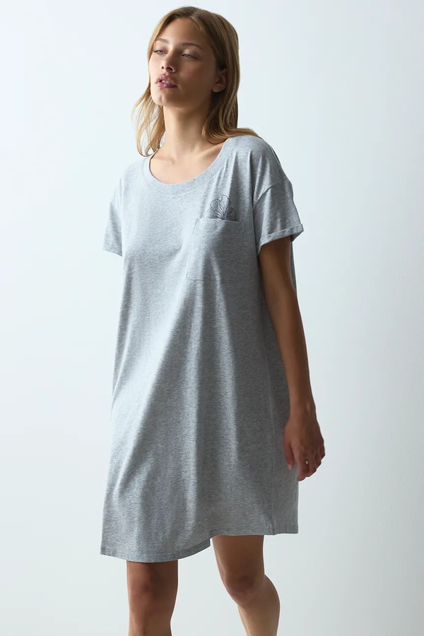 Нічна сорочка жіноча бавовняна Triumph Nightdresses колір сірий