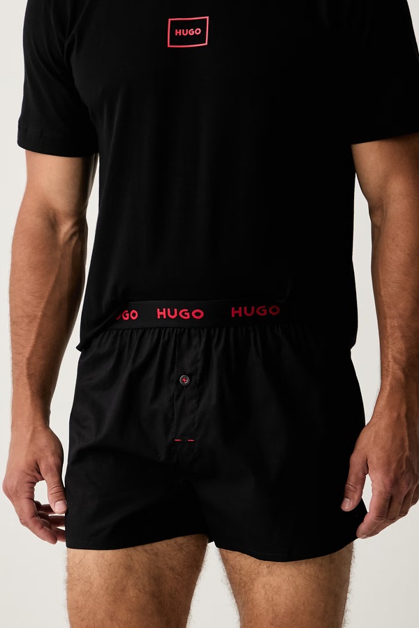 Раздельная пижама мужская с хлопком HUGO SOREN SHORT SET цвет черный