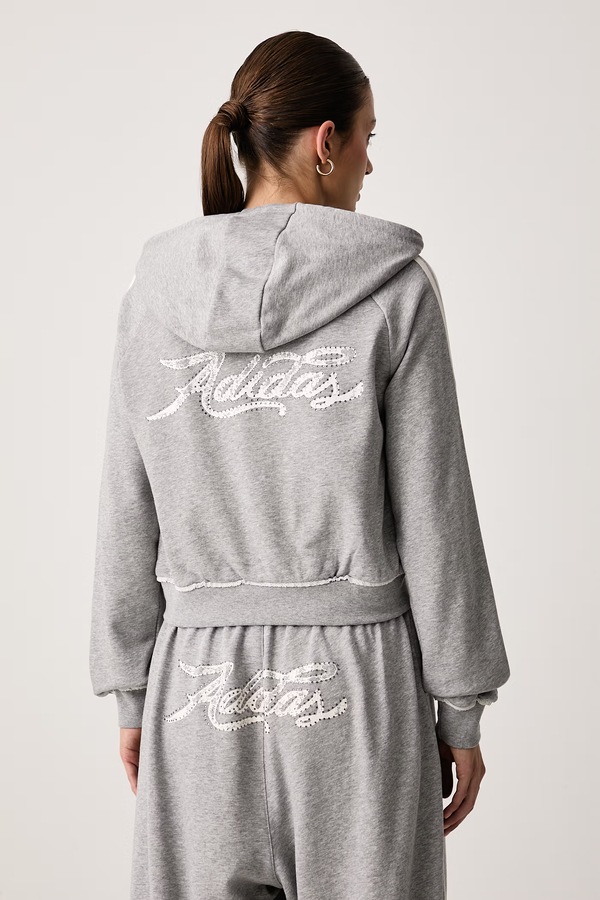 Кофта на застібці з капюшоном жіноча бавовняна adidas Originals колір сірий фото 2