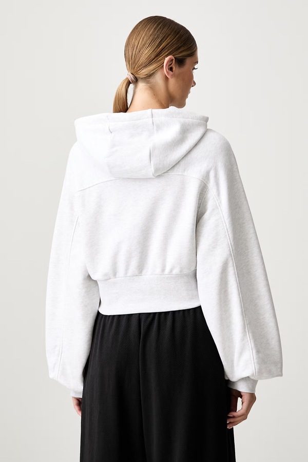 Кофта з капюшоном жіноча бавовняна Puma Essentials Cropped Balloon колір сірий фото 2