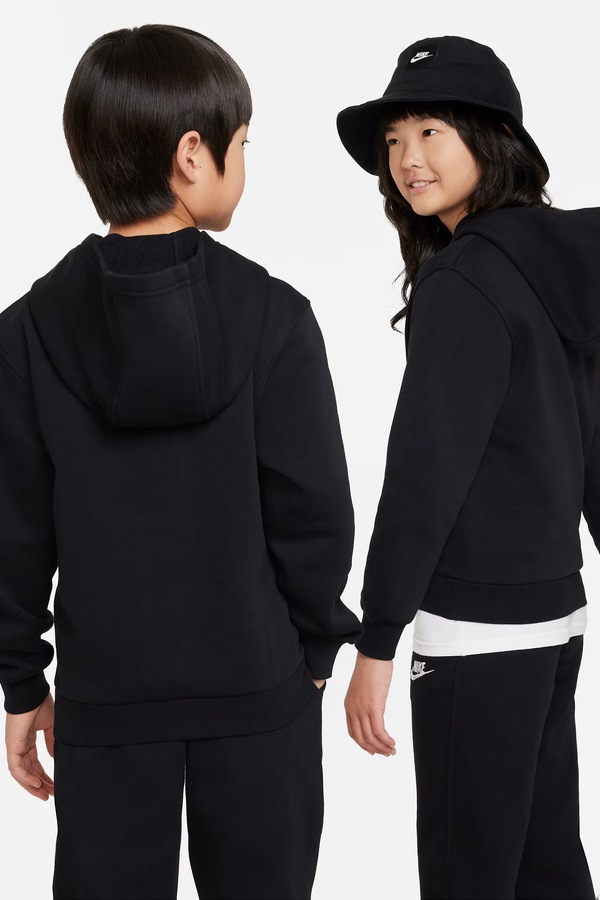 Кофта з капюшоном дитяча з бавовною Nike Sportswear Club Fleece колір чорний фото 2