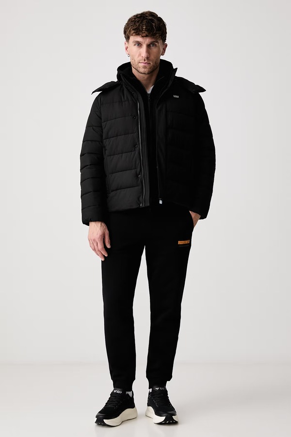 Куртка чоловіча EA7 Emporio Armani колір чорний фото 2
