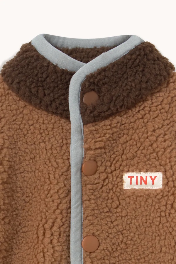 Чоловічок для немовлят флісовий Tinycottons COLOR BLOCK SHERPA ONE-PIECE колір коричневий фото 2