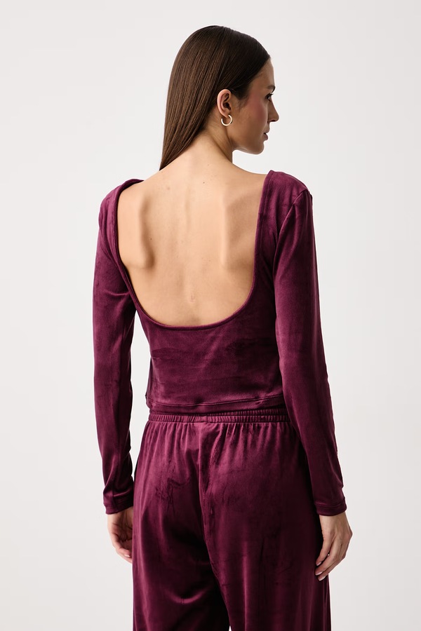 Лонгслів жіночий велюровий adidas Originals Essentials Velour колір бордовий фото 3