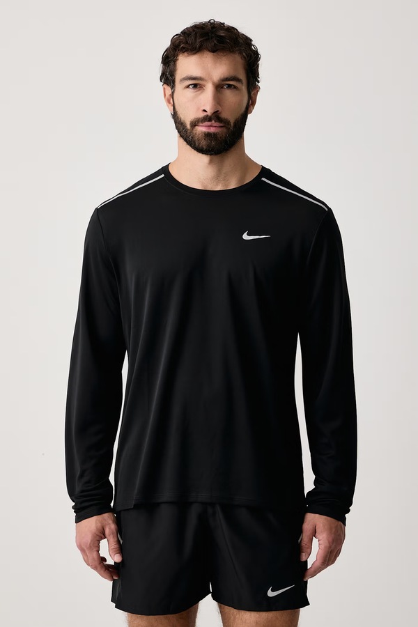 Лонгслів для бігу чоловічий Nike Miler Dri-FIT колір чорний